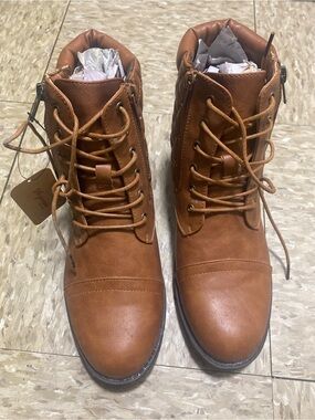 Vepose Women's Tan Lace-Up Ankle Booties